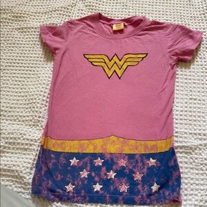 🔥 3/$12 Wonder Woman buttery soft t-shirt